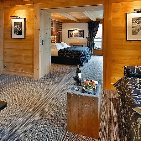 Fer A Cheval Hotel 5*