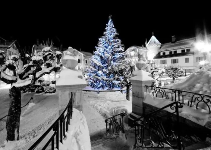 马蹄铁酒店 酒店