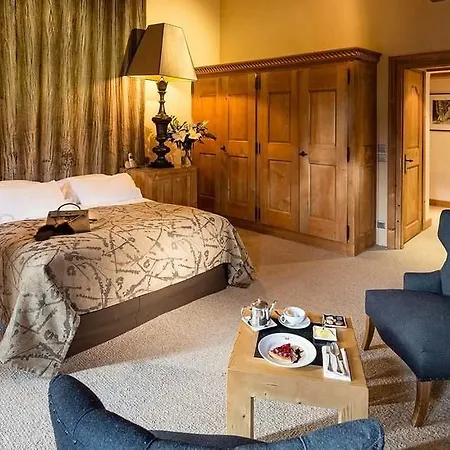 Hotel Fer A Cheval 5*
