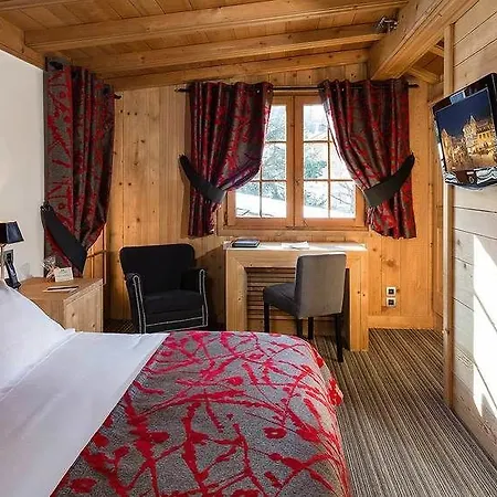 Fer A Cheval Hotel