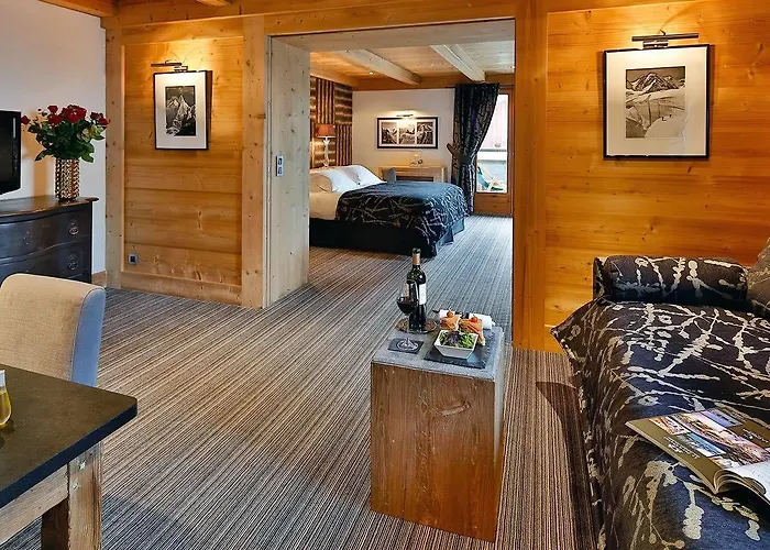 Fer A Cheval Otel 5*